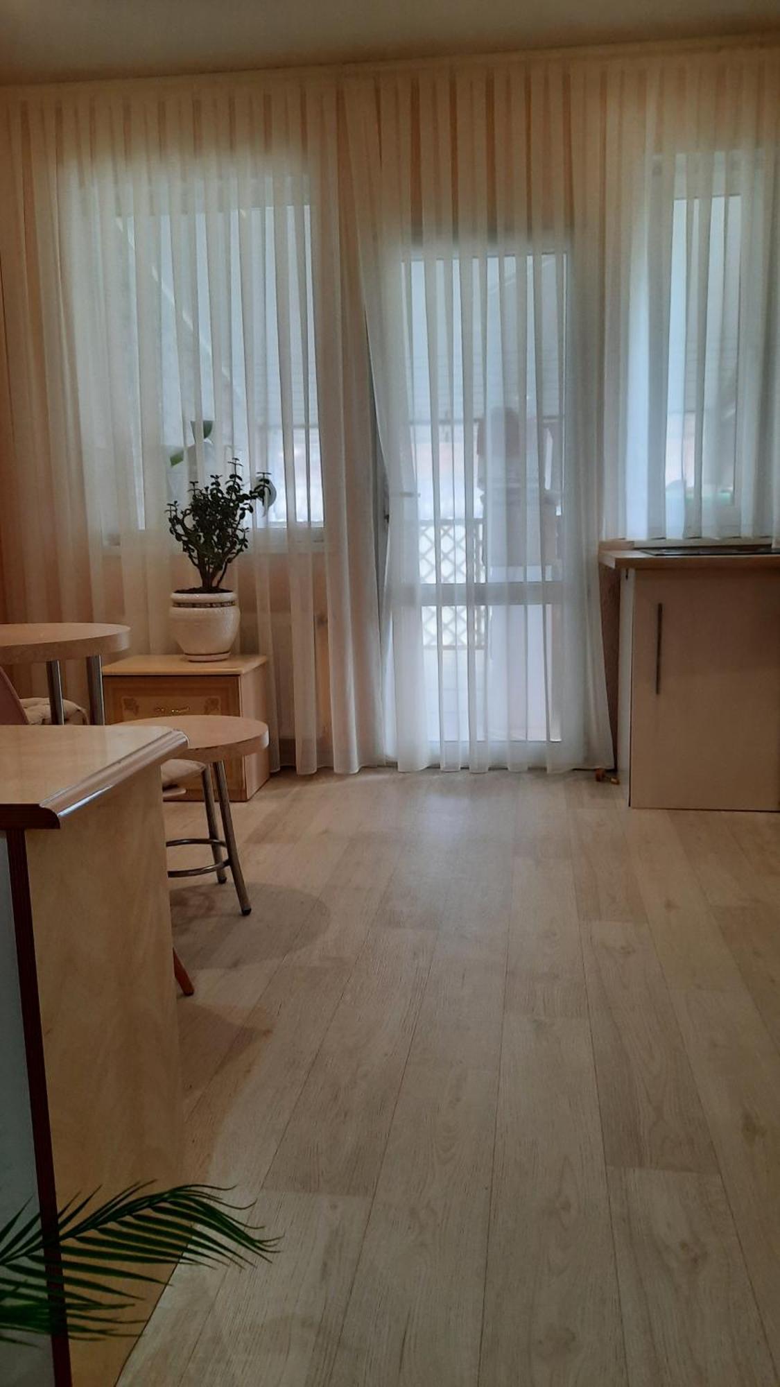 Апартаменты В Центре, По Типу Хостел Kropivnickij Szoba fotó
